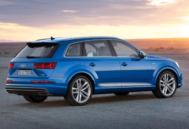 2020 Audi Q7 3.0 TDI quattro 286 HP Tiptronic Boot Space