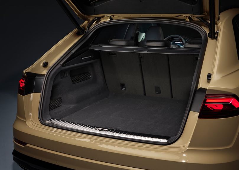 2024 Audi Q8 3.0 TDI quattro 286 dimensions with length, width and height