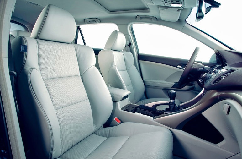 2014 Honda Accord 2.0 156 HP AT Boot Space