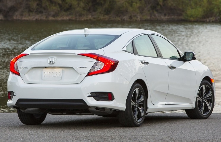 2019 Honda Civic 1.6 125 HP Manual Boot Space