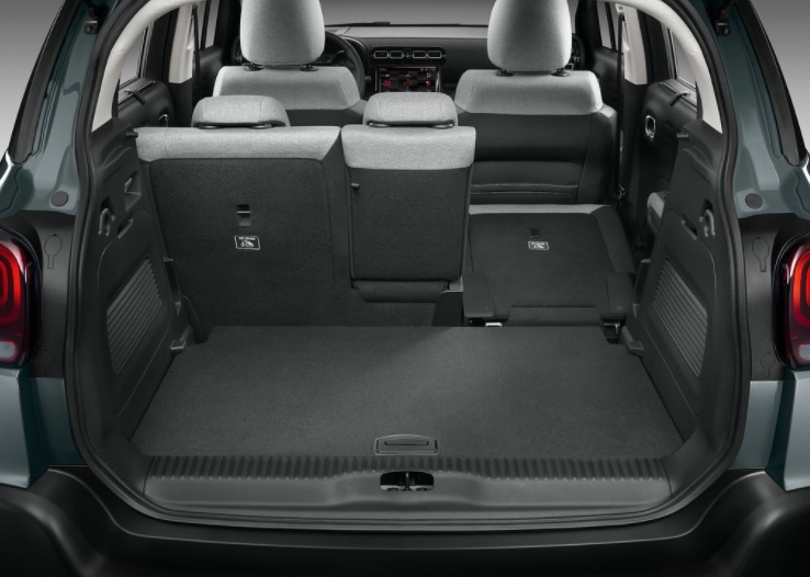 2024 Citroen C3 Aircross 1.2 PureTech 130 dimensions with length, width and height