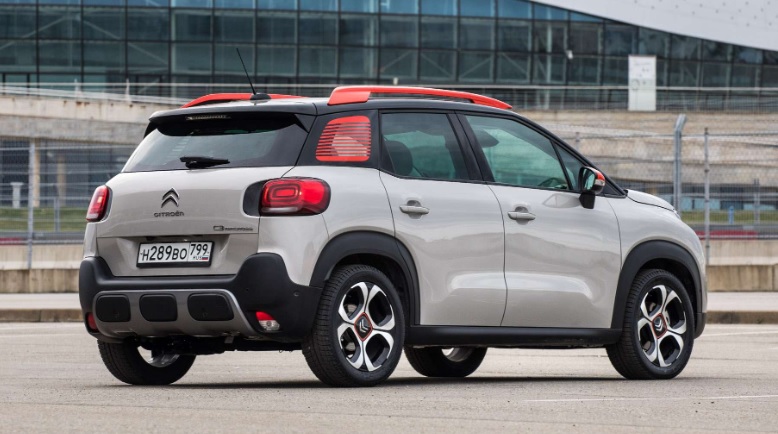 2018 Citroen C3 Aircross 1.2 PureTech 110 dimensions with length, width and height