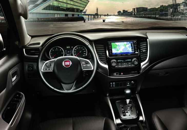2018 Fiat Fullback 2.4 150 dimensions with length, width and height