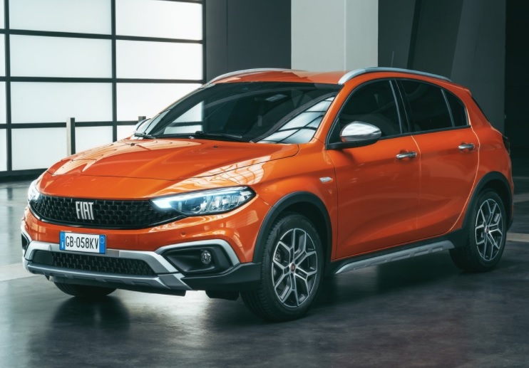 2024 Fiat Egea Cross 1.4 Fire 95 dimensions with length, width and height