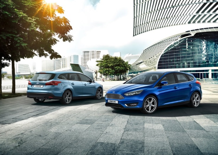 2017 Ford Focus HB 1.0 EcoBoost 125 dimensions with length, width and height