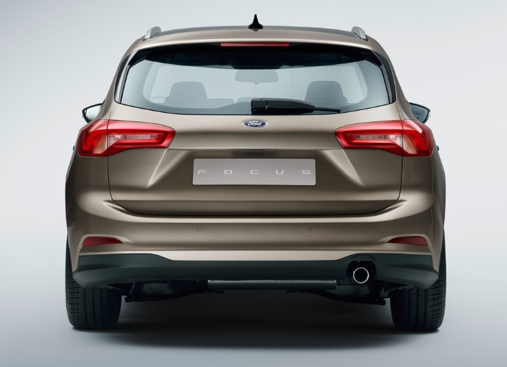 2021 Ford Focus SW 1.0 EcoBoost 125 dimensions with length, width and height