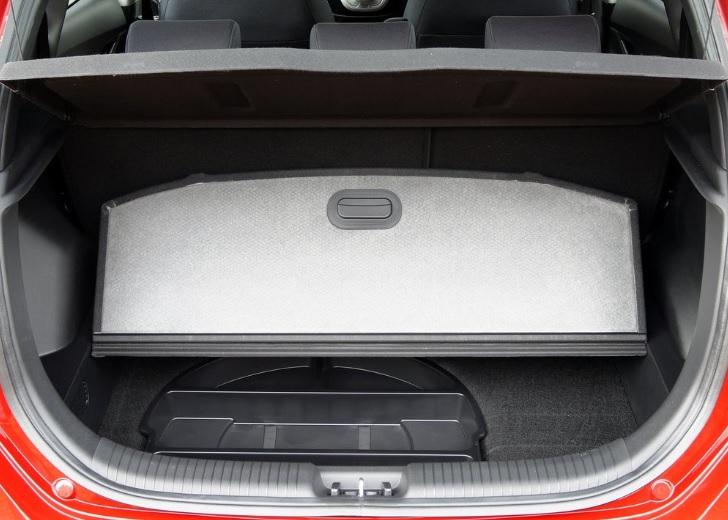 2014 Hyundai ix20 1.6 Cvvt 125 HP Automatic Boot Space