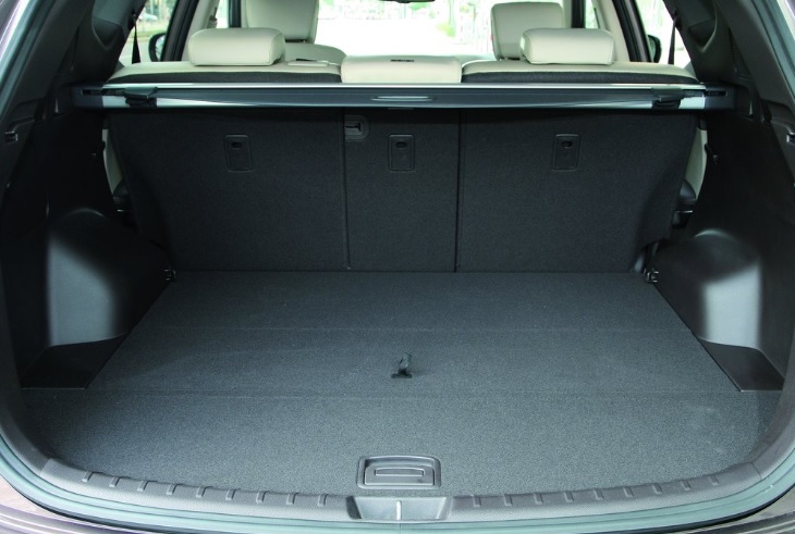 2016 Hyundai Santa Fe 2.0 CRDi 4x4 184 HP Shiftronic Boot Space