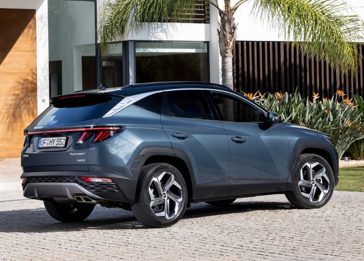 2022 Hyundai Tucson 1.6 TGDI 180 dimensions with length, width and height