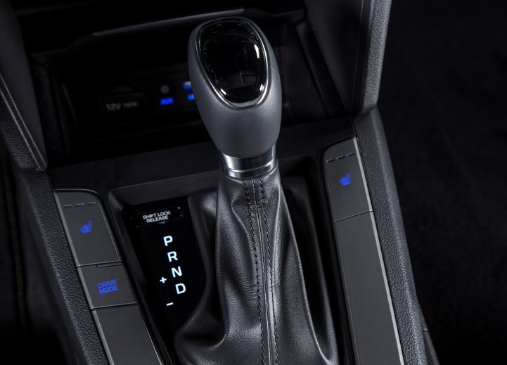 2017 Hyundai Elantra 1.6 127 HP Automatic Boot Space