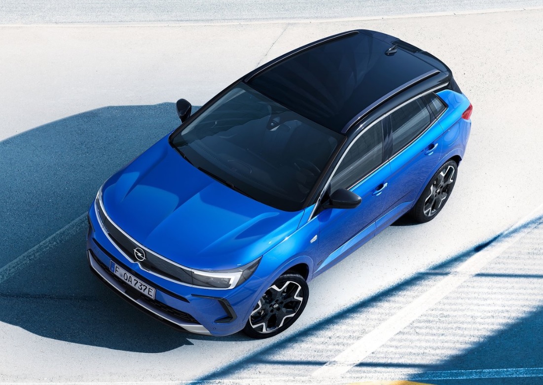 2023 Opel Grandland 1.2 Turbo 130 HP AT Boot Space