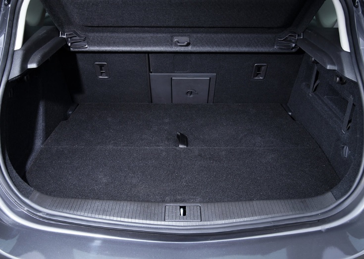 2015 Opel Astra 1.3 CDTi SS 95 HP Manual Boot Space