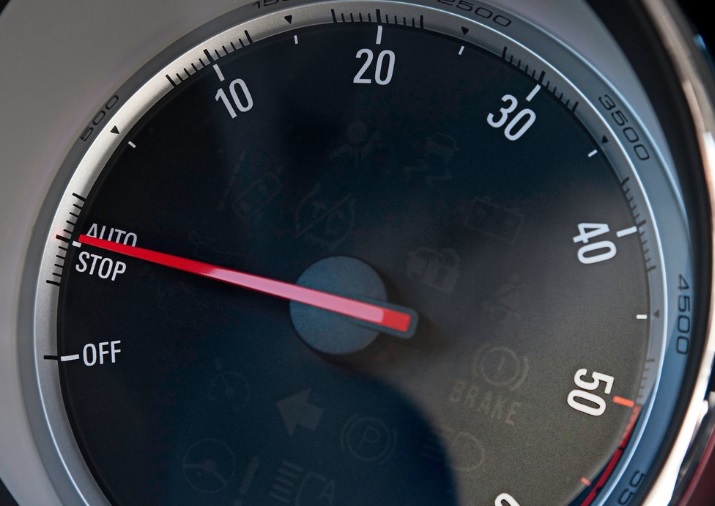 2019 Opel Astra Sedan 1.4 140 dimensions with length, width and height