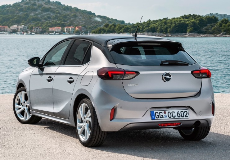 2020 Opel Corsa 1.2 130 HP Automatic Boot Space
