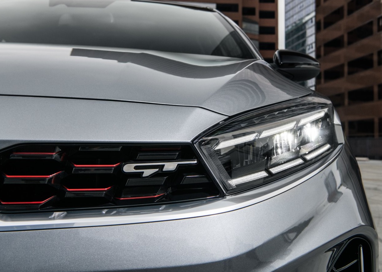 2022 Kia Cerato 1.6 MPI 128 dimensions with length, width and height