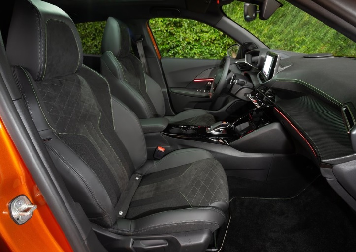 2022 Peugeot 2008 1.5 BlueHDI 110 HP Manual Boot Space