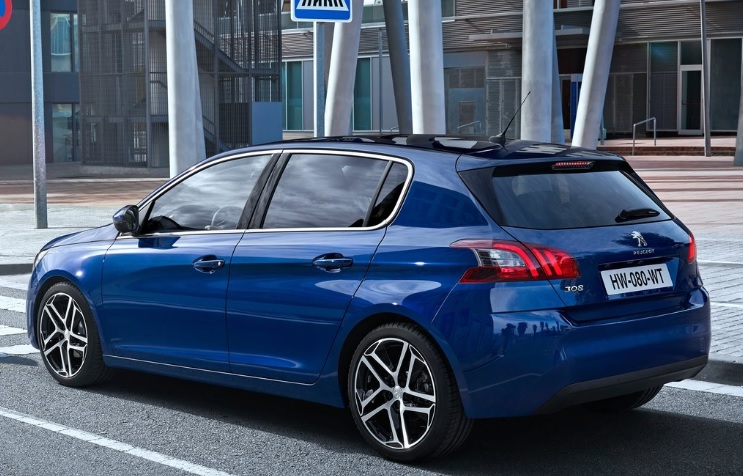 2020 Peugeot 308 1.5 BlueHDI 130 HP EAT8 Boot Space