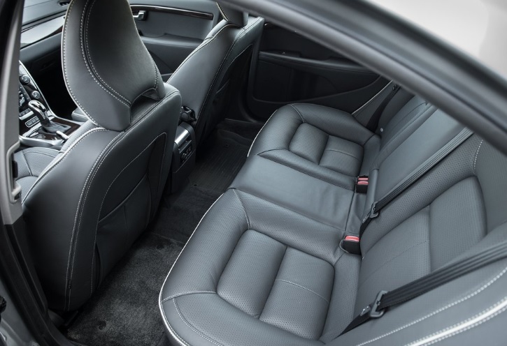 2016 Volvo S80 2.0 D4 181 HP Geartronic Boot Space