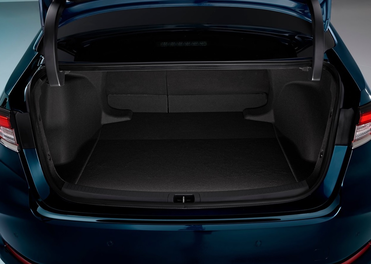 2024 Toyota Corolla 1.5 125 HP Multidrive S Boot Space