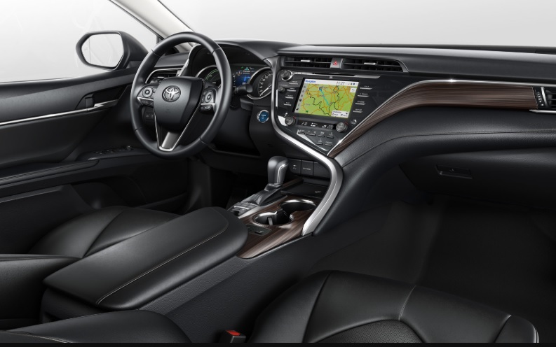 2019 Toyota Camry 2.5 218 HP e-CVT Boot Space