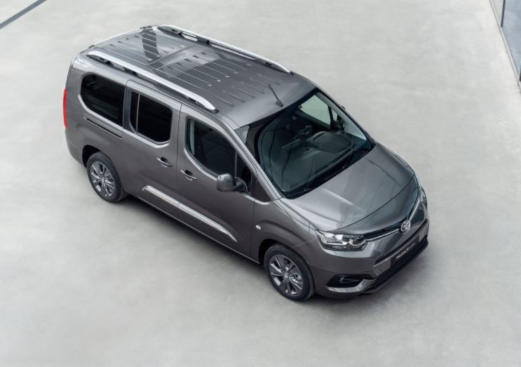 2022 Toyota Proace City 1.5 D 100 HP Manual Boot Space
