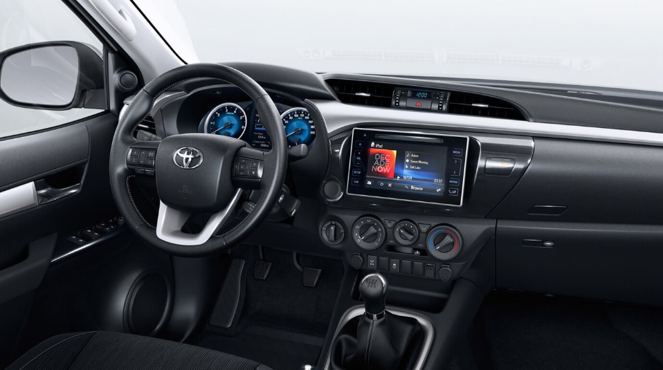 2019 Toyota Hilux 2.4L 150 HP AT Boot Space