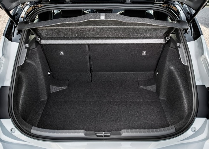 2021 Toyota Corolla HB 1.2 Turbo 116 dimensions with length, width and height