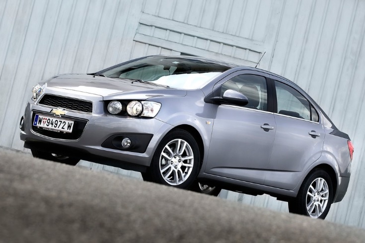 2014 Chevrolet Aveo 1.2 86 dimensions with length, width and height