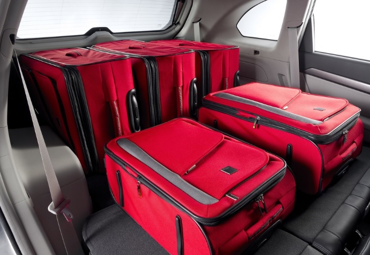 2013 Chevrolet Captiva 2.0 163 dimensions with length, width and height