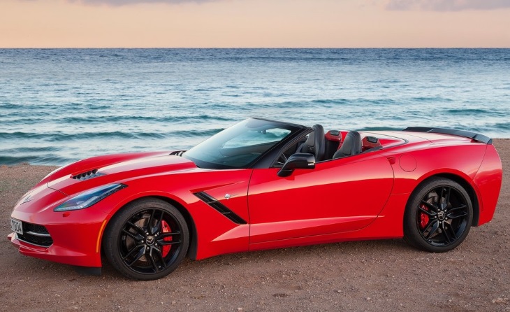2014 Chevrolet Corvette 6.2 V8 436 HP Manual Boot Space