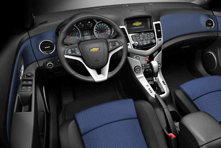2013 Chevrolet Cruze 1.6 124 HP Manual Boot Space