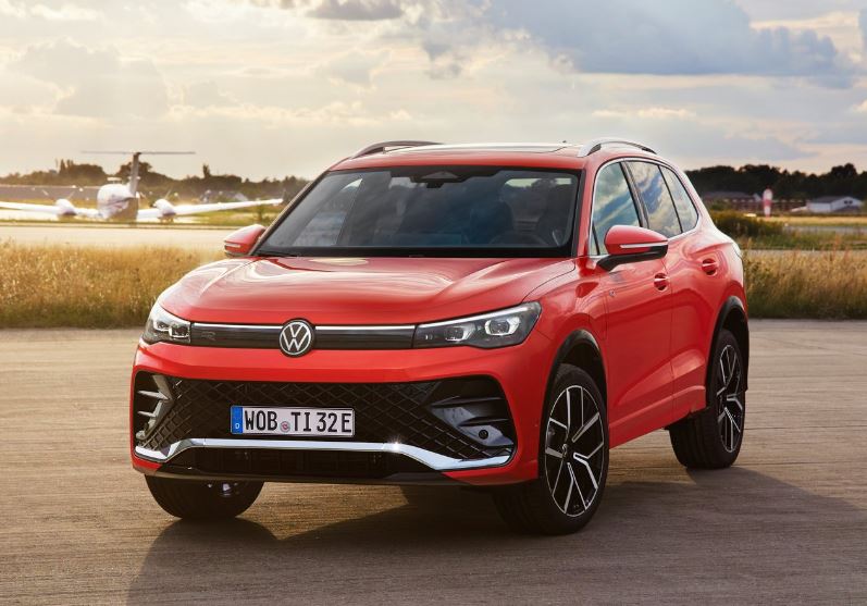 2025 Volkswagen Tiguan 1.5 eTSI 150 dimensions with length, width and height