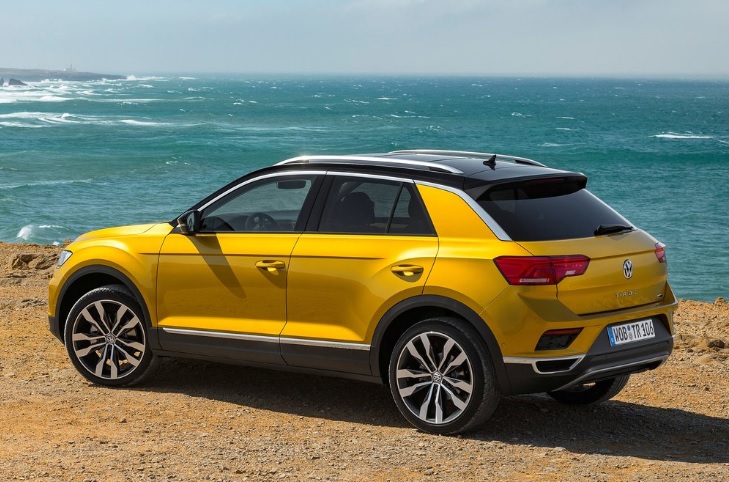 2021 Volkswagen T-Roc 1.5 TSI ACT 150 dimensions with length, width and height
