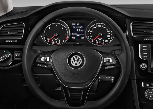 2017 Volkswagen Golf 1.4 TSI 125 HP DSG Boot Space