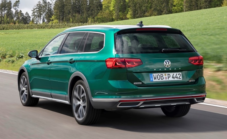 2021 Volkswagen Passat Variant 1.5 TSI ACT 150 dimensions with length, width and height