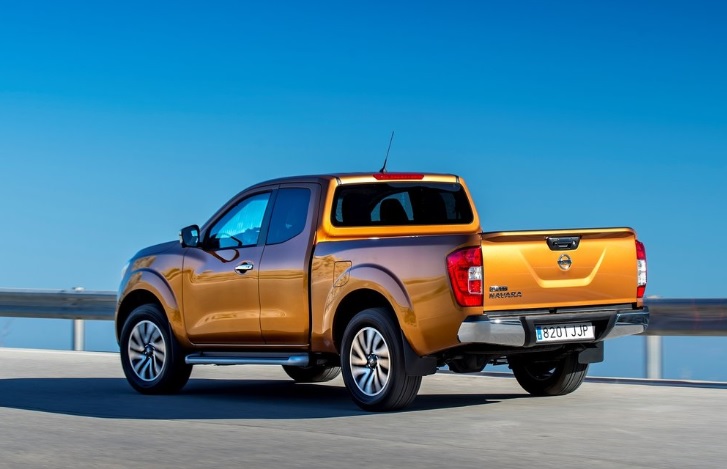 2021 Nissan Navara 2.3 dCi 190 HP AT Boot Space