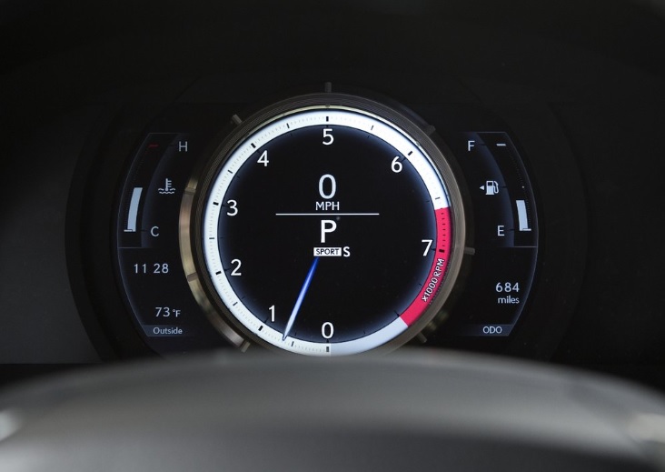 2020 Lexus IS 300h 2.5 223 dimensions with length, width and height