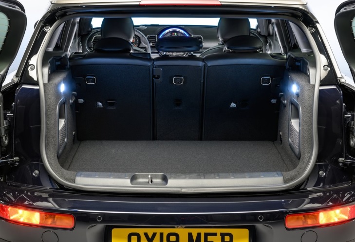 2019 Mini Cooper Clubman 1.5 136 dimensions with length, width and height
