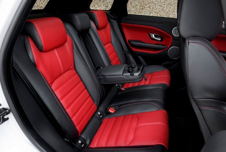 2018 Land Rover Range Rover Evoque 2.0 Td4 180 HP Automatic Boot Space