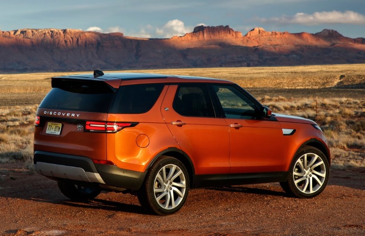 2020 Land Rover Discovery 2.0 240 HP Automatic Boot Space