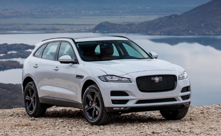 2019 Jaguar F-Pace 2.0 D 180 HP AT Boot Space