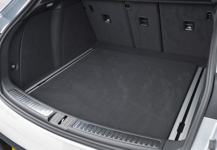 2014 Porsche Macan 3.0 400 HP AT Boot Space