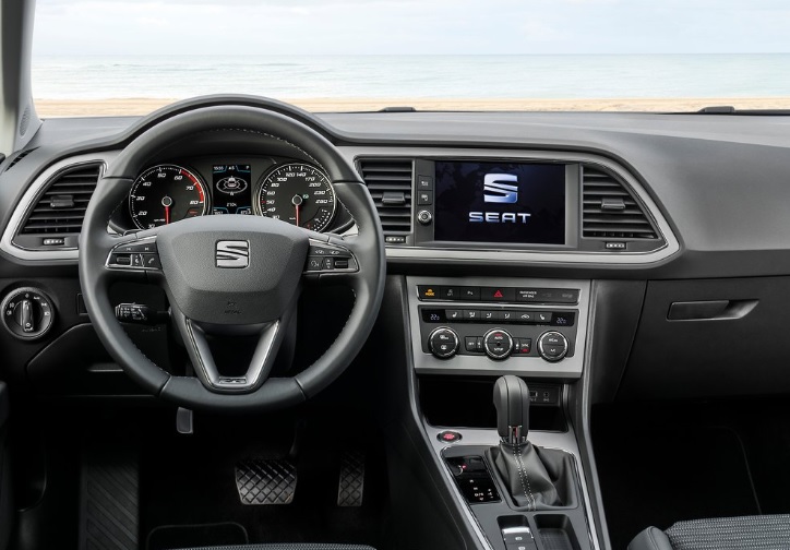 2020 Seat Leon 1.0 EcoTSI 115 dimensions with length, width and height