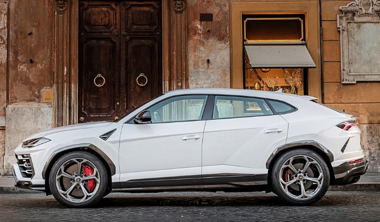 2018 Lamborghini Urus 4.0 V8 650 HP Automatic Boot Space