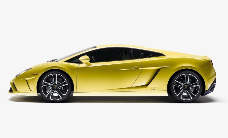 2014 Lamborghini Gallardo 5.2 560 HP Manual Boot Space
