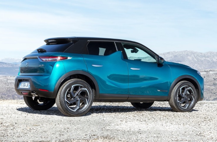 2021 DS DS 3 Crossback 1.5 BlueHDi 130 dimensions with length, width and height
