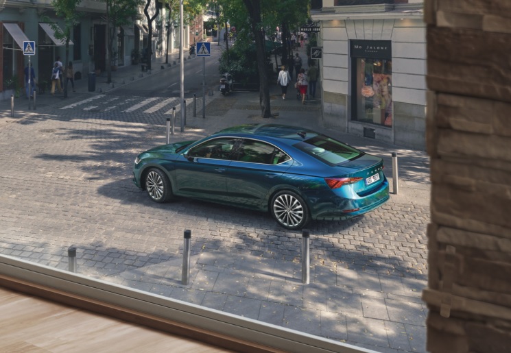 2022 Skoda Octavia 1.0 TSI 110 dimensions with length, width and height