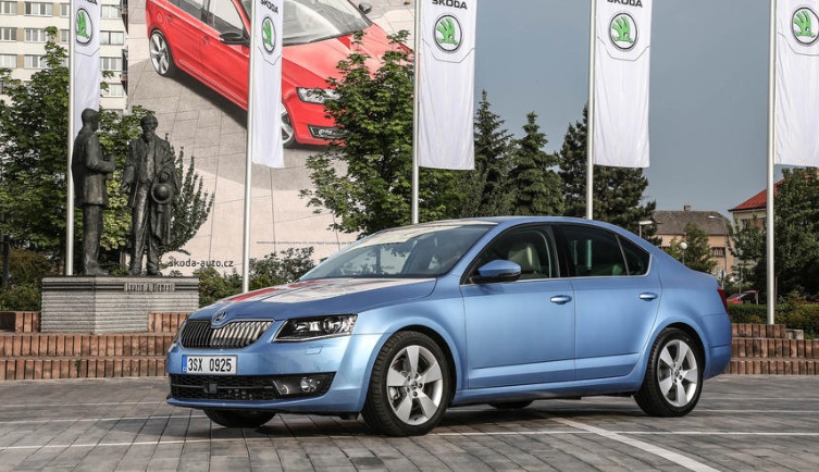 2016 Skoda Octavia 1.2 TSI 110 dimensions with length, width and height