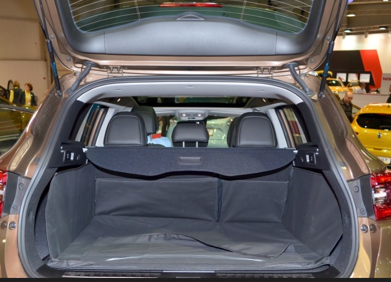 2018 Renault Kadjar 1.2 TCe 130 dimensions with length, width and height