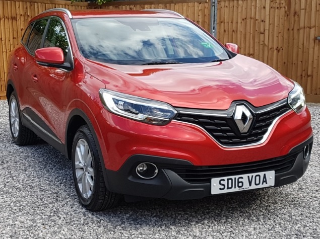 2015 Renault Kadjar 1.5 dCi 110 dimensions with length, width and height